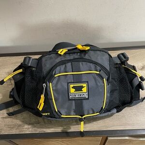 Men's MOUNTAIN SMITH Gray Black & Yellow SWIFT Lumbar WAIST Hiking BAG Pack